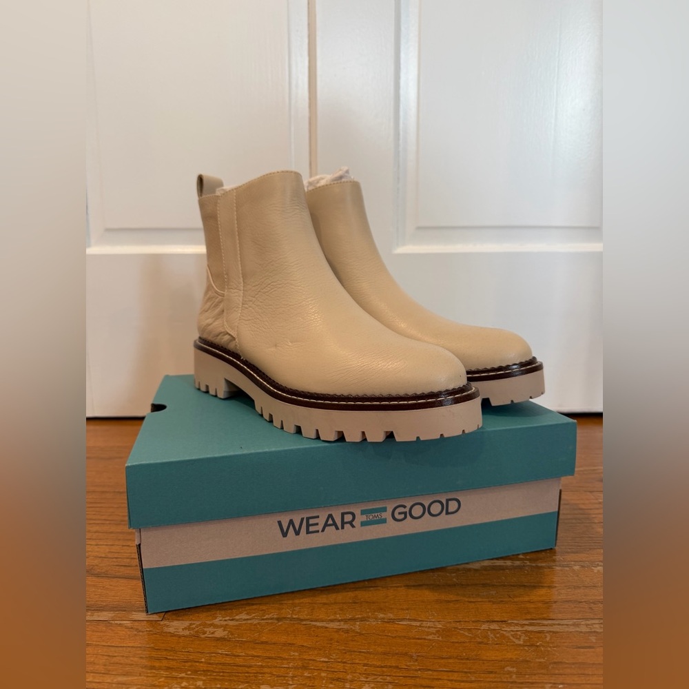 New Nordstrom Women's Ivory Birch Miller 2 Water Resistant Boot - Size 8